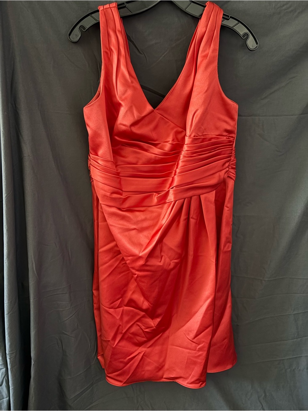 Red Orange Sleeveless V-Neck Cocktail Dress